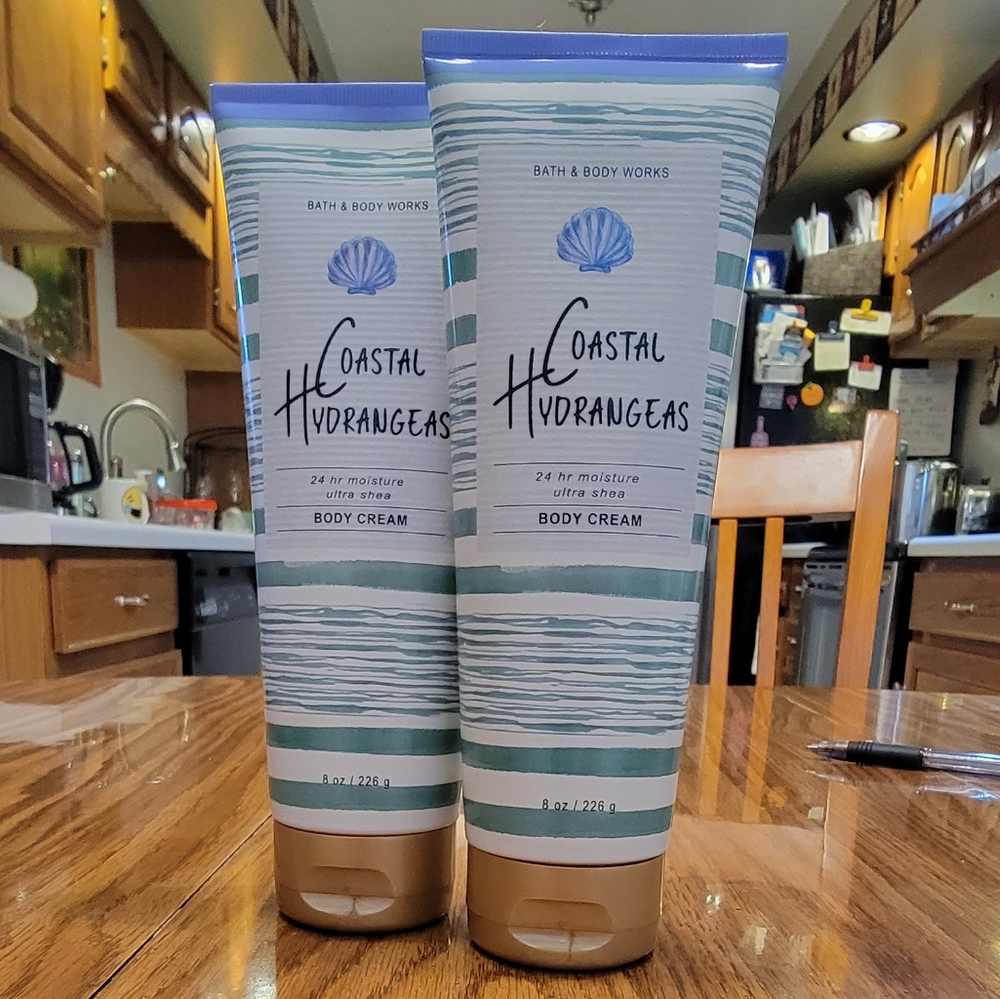 Bath and Body Works Coastal Hydrangeas Body Creams